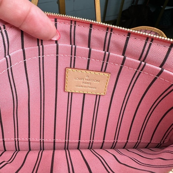 Louis Vuitton Jungle Dot Neverfull MM - Picture 12 of 16